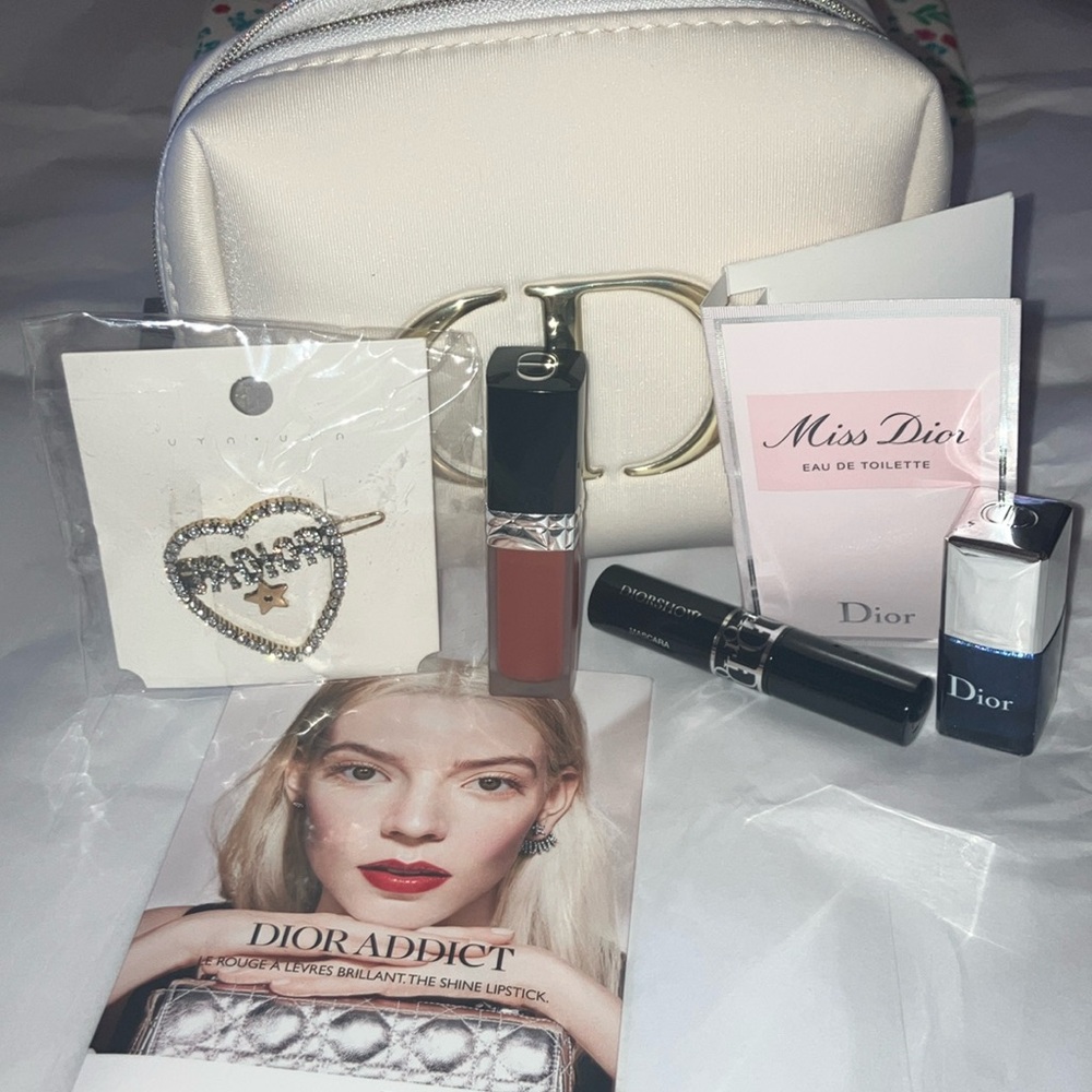 Dior NWT in the package cosmetic bag 7 piece makeup bundle - Picture 14 of 16